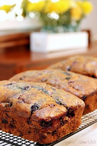 Easy Homemade Triple Berry Breakfast Bread Recipe ~ works great with fresh and frozen berries